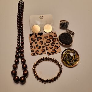 Mobwife Jewelry Collection Bundle Chic Browns Golds Black Rhinestones Rings